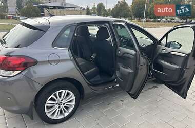 Хэтчбек Citroen C4 2016 в 