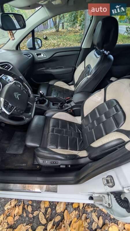 Хетчбек Citroen C4 2011 в Черкасах фото 11 Хетчбек Citroen C4 2011 в Черкасах
