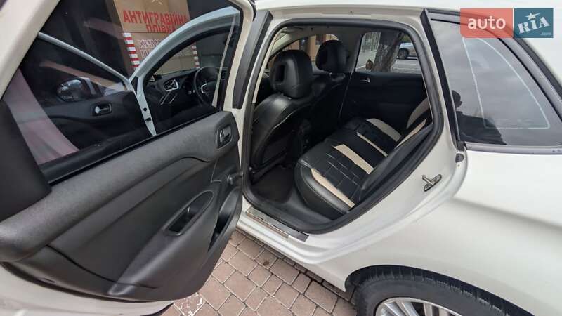 Хетчбек Citroen C4 2011 в Черкасах фото 14 Хетчбек Citroen C4 2011 в Черкасах