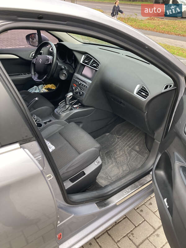 Хэтчбек Citroen C4 2016 в Львове фото 12 Хэтчбек Citroen C4 2016 в Львове