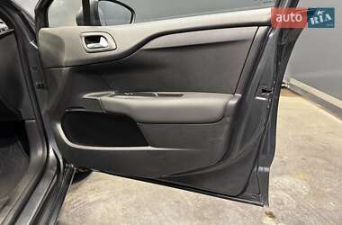 Хетчбек Citroen C4 2012 в  фото 39 Хетчбек Citroen C4 2012 в