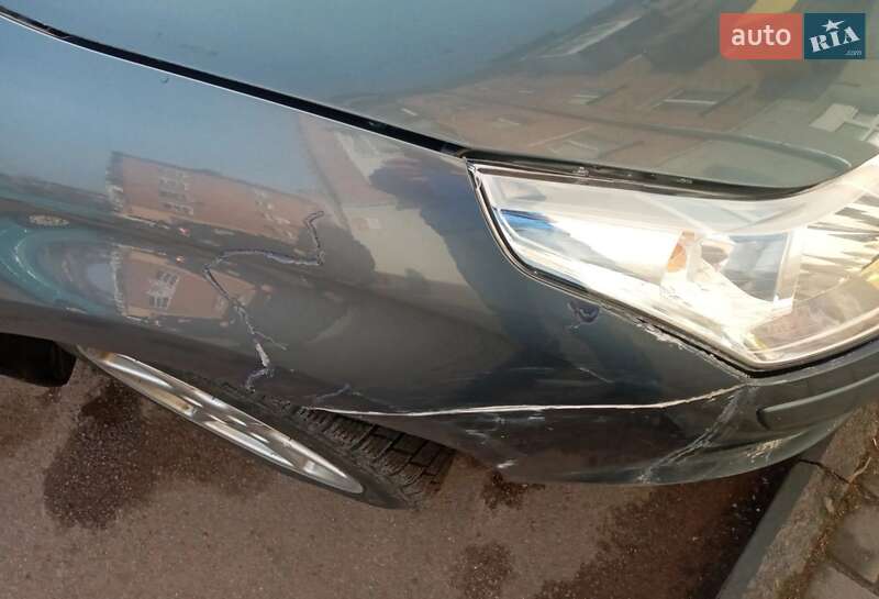 Купе Citroen C4 2005 в Коростене