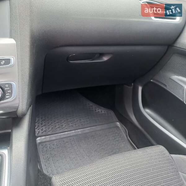 Хетчбек Citroen C4 2016 в Києві