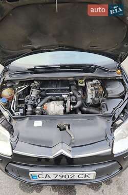 Хэтчбек Citroen C4 2008 в 