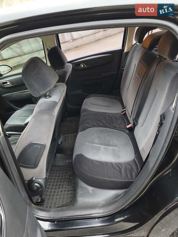 Хетчбек Citroen C4 2008 в Черкасах фото 13 Хетчбек Citroen C4 2008 в Черкасах