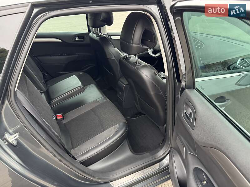 Хэтчбек Citroen C4 2010 в Луцке фото 28 Хэтчбек Citroen C4 2010 в Луцке