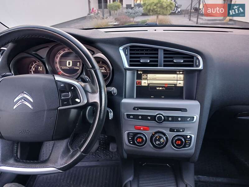 Хетчбек Citroen C4 2015 в Кіцмані фото 24 Хетчбек Citroen C4 2015 в Кіцмані