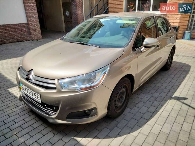 Хэтчбек Citroen C4 2012 в Одессе