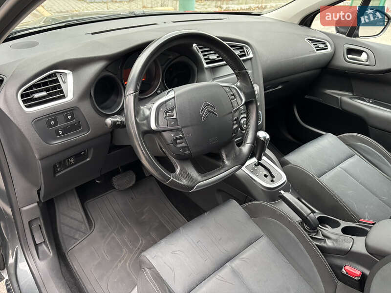 Хетчбек Citroen C4 2012 в Дніпрі