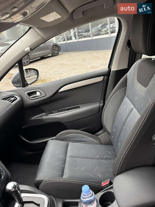 Хетчбек Citroen C4 2012 в Дніпрі