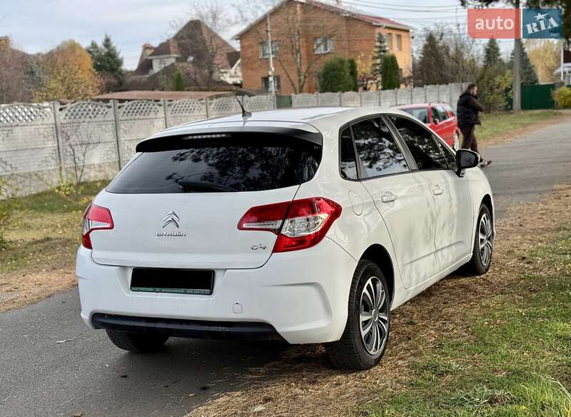 Хэтчбек Citroen C4 2013 в Киеве