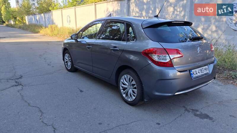 Хетчбек Citroen C4 2011 в Києві фото 5 Хетчбек Citroen C4 2011 в Києві