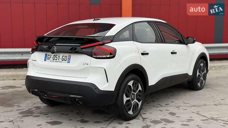 Хэтчбек Citroen C4 2022 в Киеве