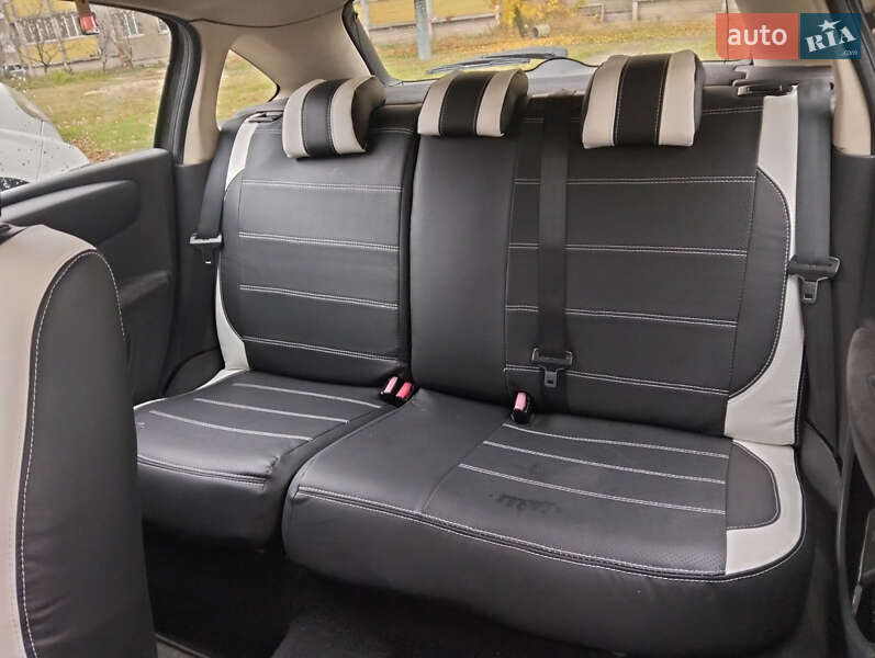 Хэтчбек Citroen C4 2005 в Киеве фото 10 Хэтчбек Citroen C4 2005 в Киеве