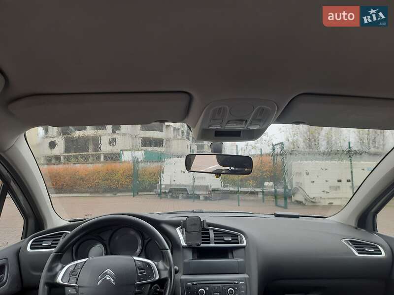 Хэтчбек Citroen C4 2012 в Киеве