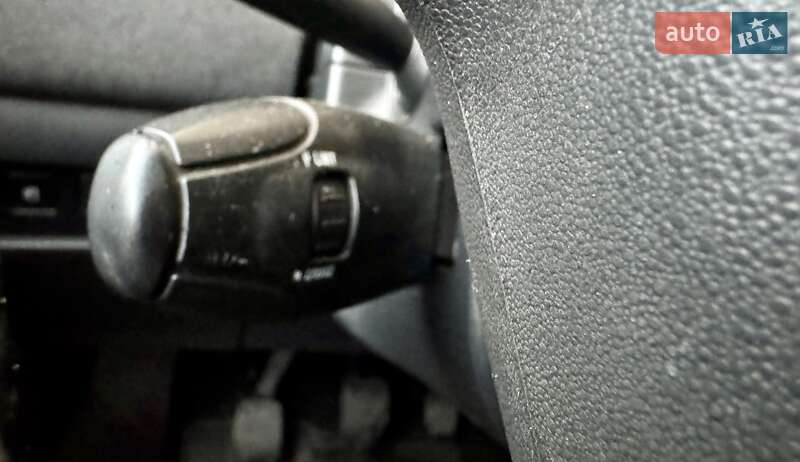 Хэтчбек Citroen C4 2013 в Киеве фото 19 Хэтчбек Citroen C4 2013 в Киеве