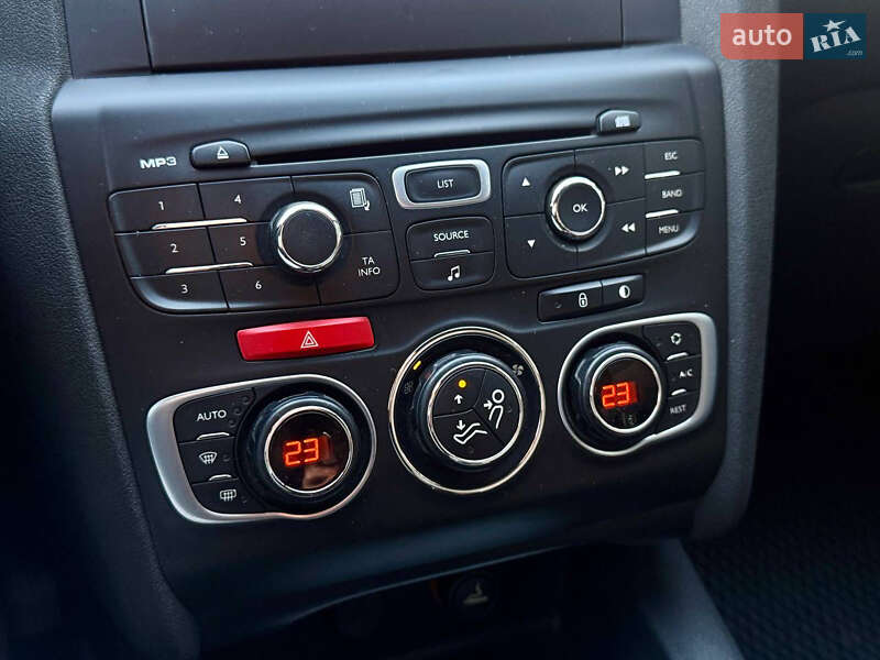 Хэтчбек Citroen C4 2012 в Киеве фото 23 Хэтчбек Citroen C4 2012 в Киеве