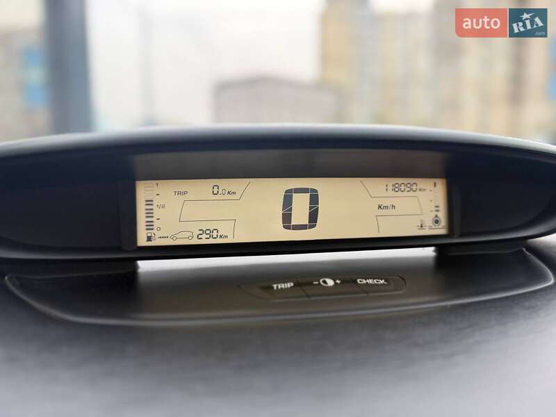 Хэтчбек Citroen C4 2008 в Киеве фото 15 Хэтчбек Citroen C4 2008 в Киеве