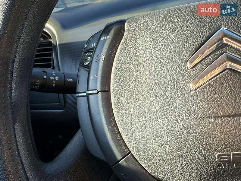 Хетчбек Citroen C4 2010 в Стрию фото 41 Хетчбек Citroen C4 2010 в Стрию