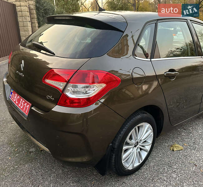 Хэтчбек Citroen C4 2014 в Днепре