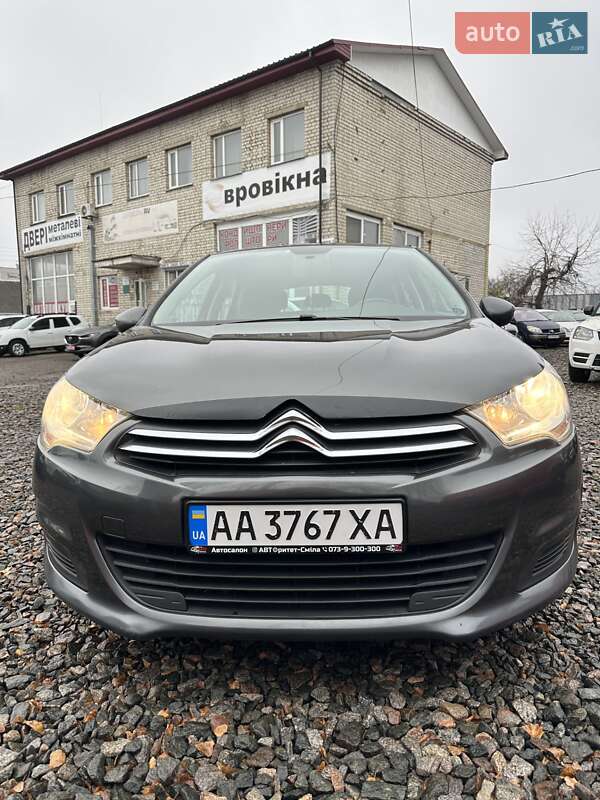 Хэтчбек Citroen C4 2011 в Смеле
