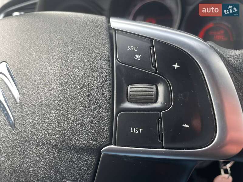 Хэтчбек Citroen C4 2013 в Киеве