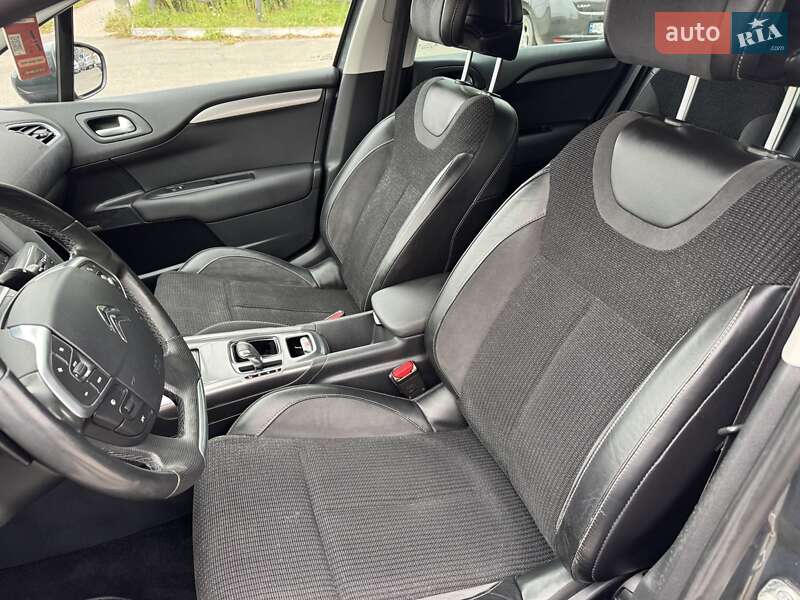 Хетчбек Citroen C4 2010 в Луцьку