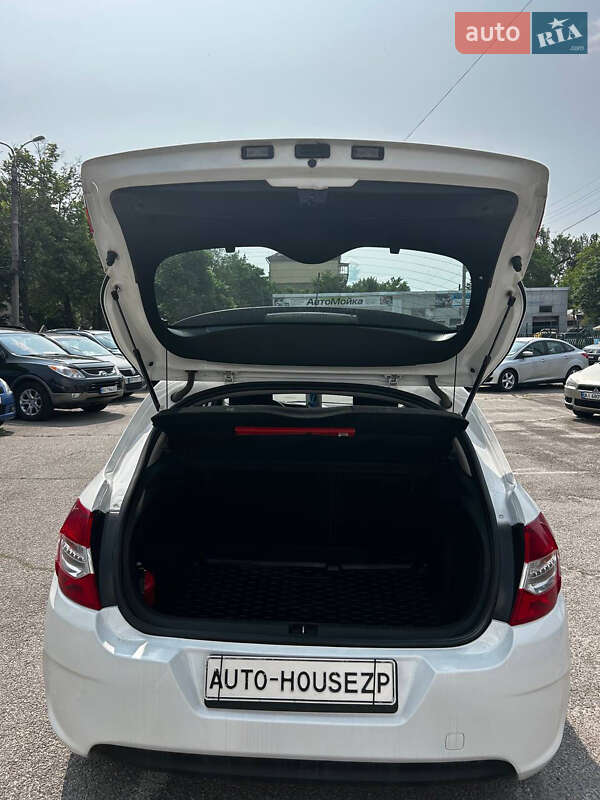 Хетчбек Citroen C4 2013 в Запоріжжі фото 9 Хетчбек Citroen C4 2013 в Запоріжжі