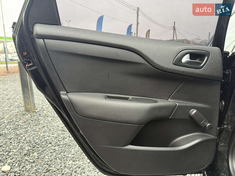 Хетчбек Citroen C4 2011 в Стрию