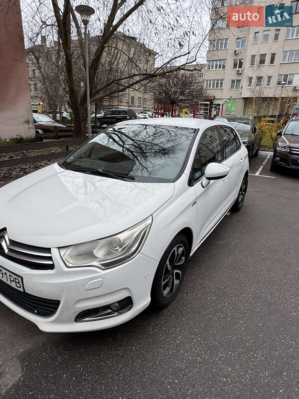 Хетчбек Citroen C4 2012 в Києві фото Хетчбек Citroen C4 2012 в Києві