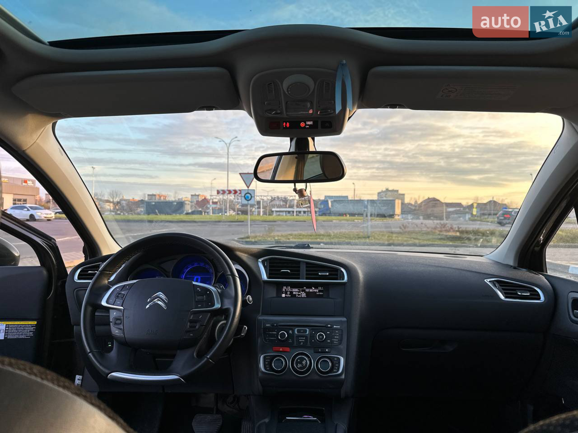 2010 Citroen C4 - мініатюра 14