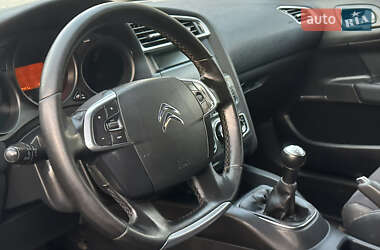 Хетчбек Citroen C4 2014 в Дніпрі