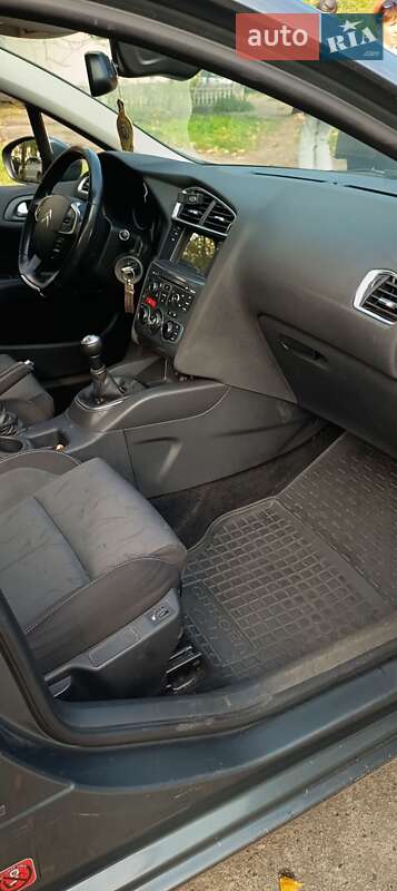 Хэтчбек Citroen C4 2011 в Кременчуге фото 12 Хэтчбек Citroen C4 2011 в Кременчуге