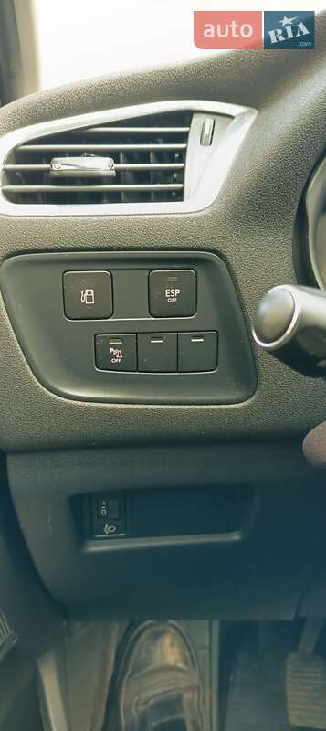 Хэтчбек Citroen C4 2011 в Кременчуге фото 18 Хэтчбек Citroen C4 2011 в Кременчуге