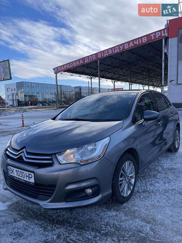 Хетчбек Citroen C4 2012 в Рівному фото Хетчбек Citroen C4 2012 в Рівному