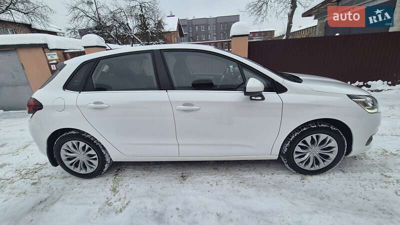 Хэтчбек Citroen C4 2017 в Львове