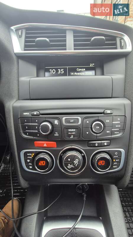 Хэтчбек Citroen C4 2017 в Львове