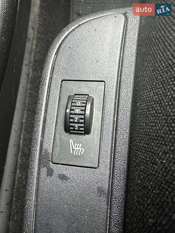 Хэтчбек Citroen C4 2007 в Белогородке фото 16 Хэтчбек Citroen C4 2007 в Белогородке