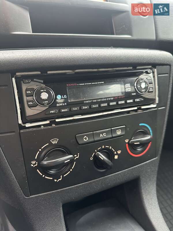 Хэтчбек Citroen C4 2007 в Белогородке фото 23 Хэтчбек Citroen C4 2007 в Белогородке