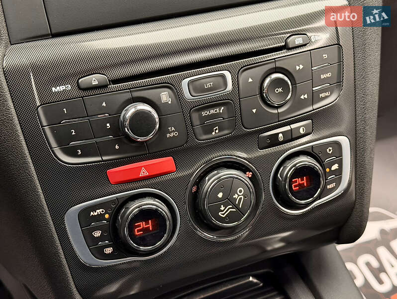 Хэтчбек Citroen C4 2013 в Киеве фото 27 Хэтчбек Citroen C4 2013 в Киеве