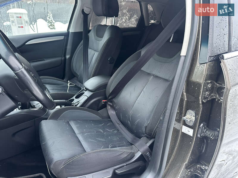 Хэтчбек Citroen C4 2013 в Черновцах фото 7 Хэтчбек Citroen C4 2013 в Черновцах