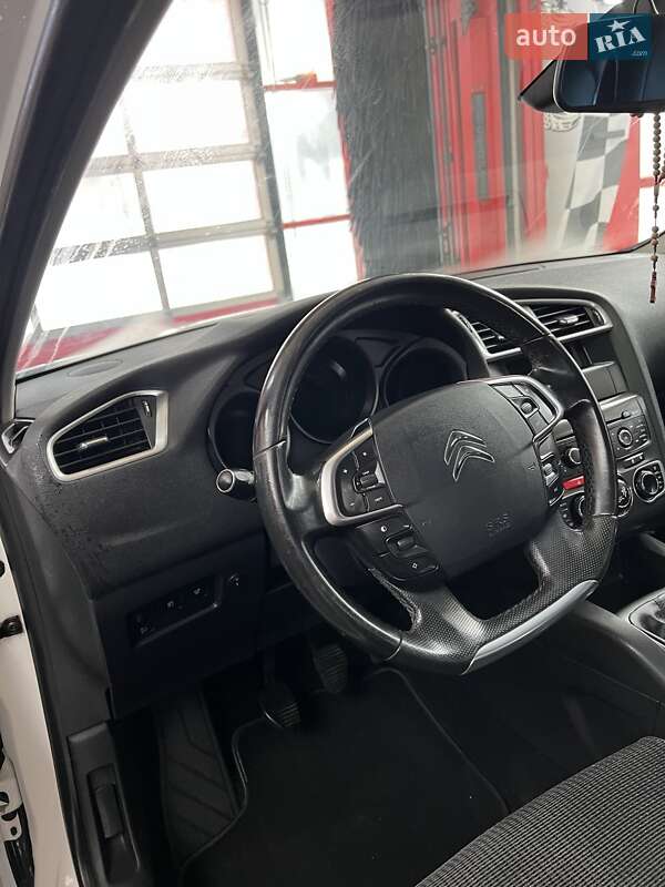 Хэтчбек Citroen C4 2012 в Львове фото 11 Хэтчбек Citroen C4 2012 в Львове