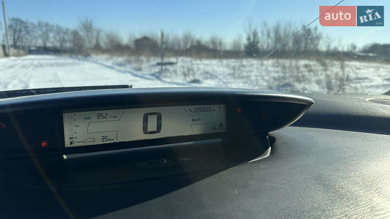 Хетчбек Citroen C4 2007 в Києві фото 30 Хетчбек Citroen C4 2007 в Києві