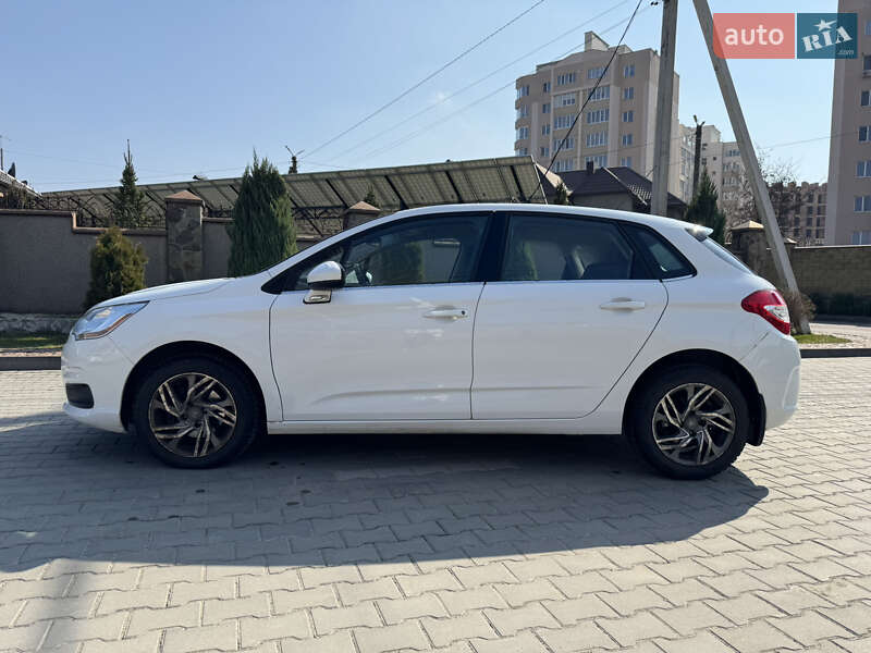 Седан Citroen C4 2013 в Луцке