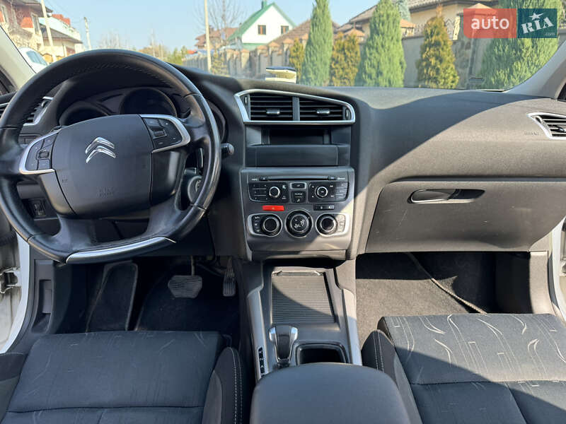 Седан Citroen C4 2013 в Луцке