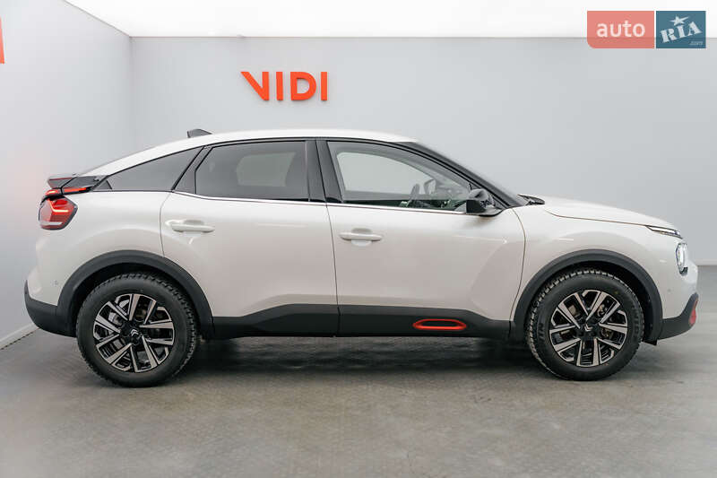 Хэтчбек Citroen C4 2023 в Киеве фото 3 Хэтчбек Citroen C4 2023 в Киеве