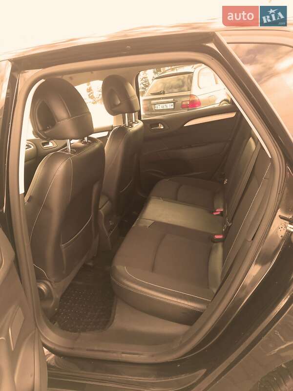 Хэтчбек Citroen C4 2012 в Выгоде фото 11 Хэтчбек Citroen C4 2012 в Выгоде
