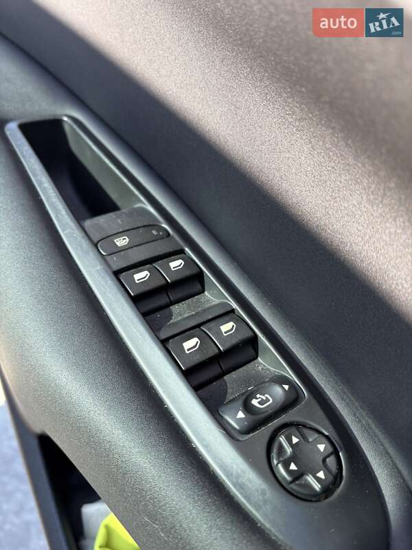 Хетчбек Citroen C4 2011 в Львові