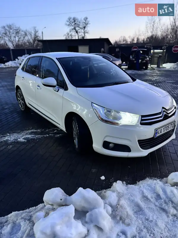 Citroen C4 2012 VIN VF7NC9HR8CY552650 фото оголошення 4 з 61