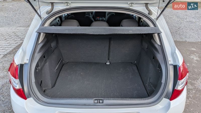 Хэтчбек Citroen C4 2013 в Львове